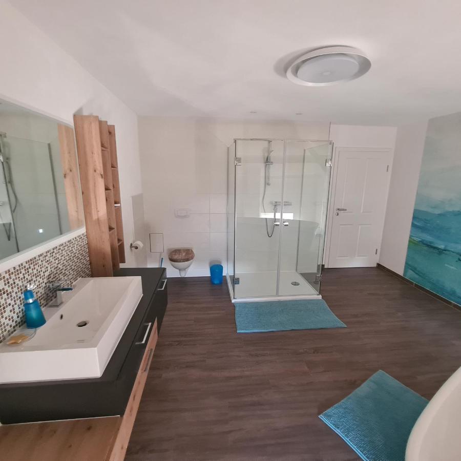 Gaestezimmer Treuen - Bed & Breakfast Bagian luar foto