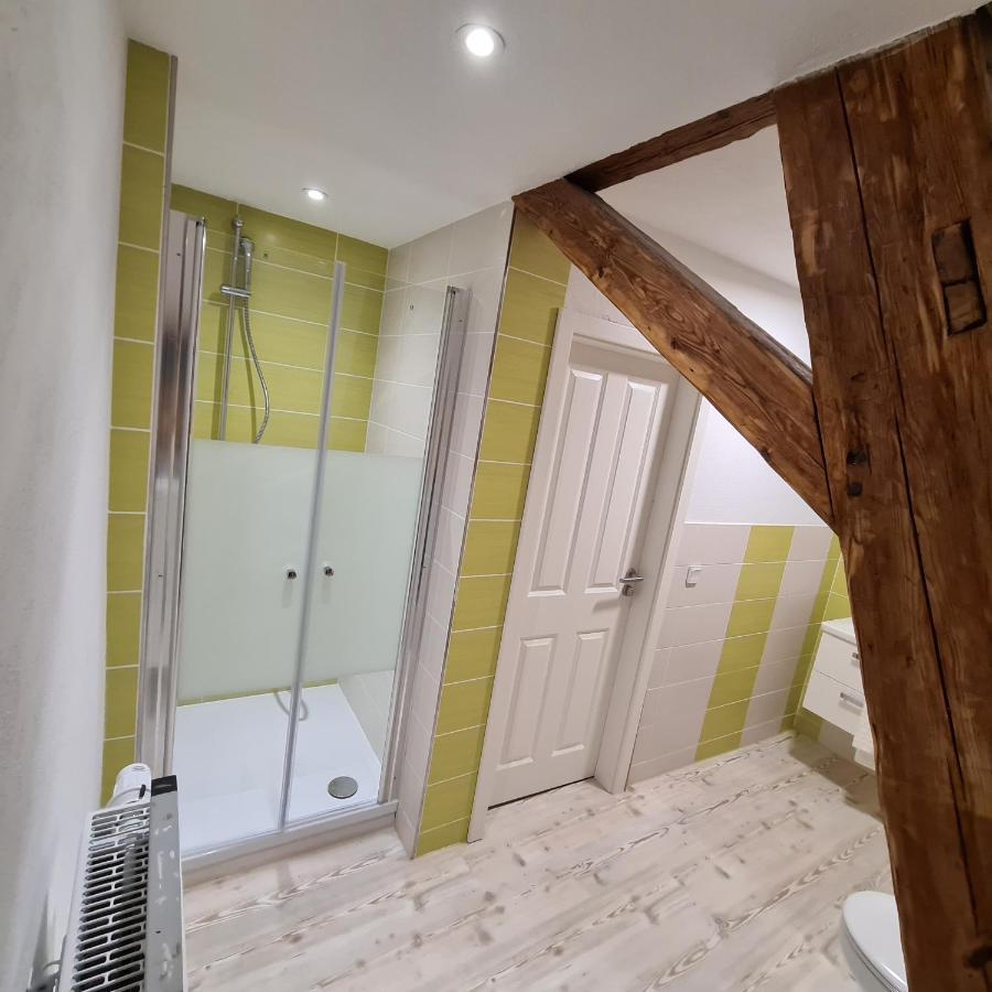 Gaestezimmer Treuen - Bed & Breakfast Bagian luar foto