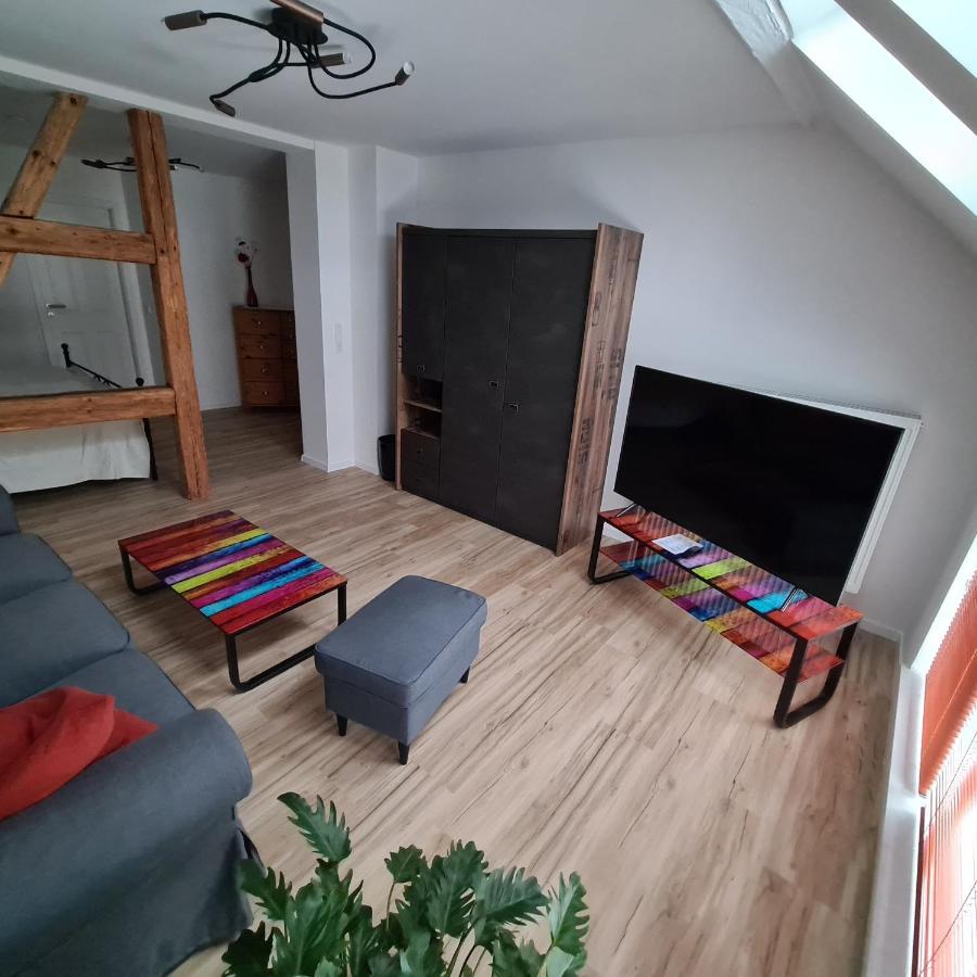 Gaestezimmer Treuen - Bed & Breakfast Bagian luar foto