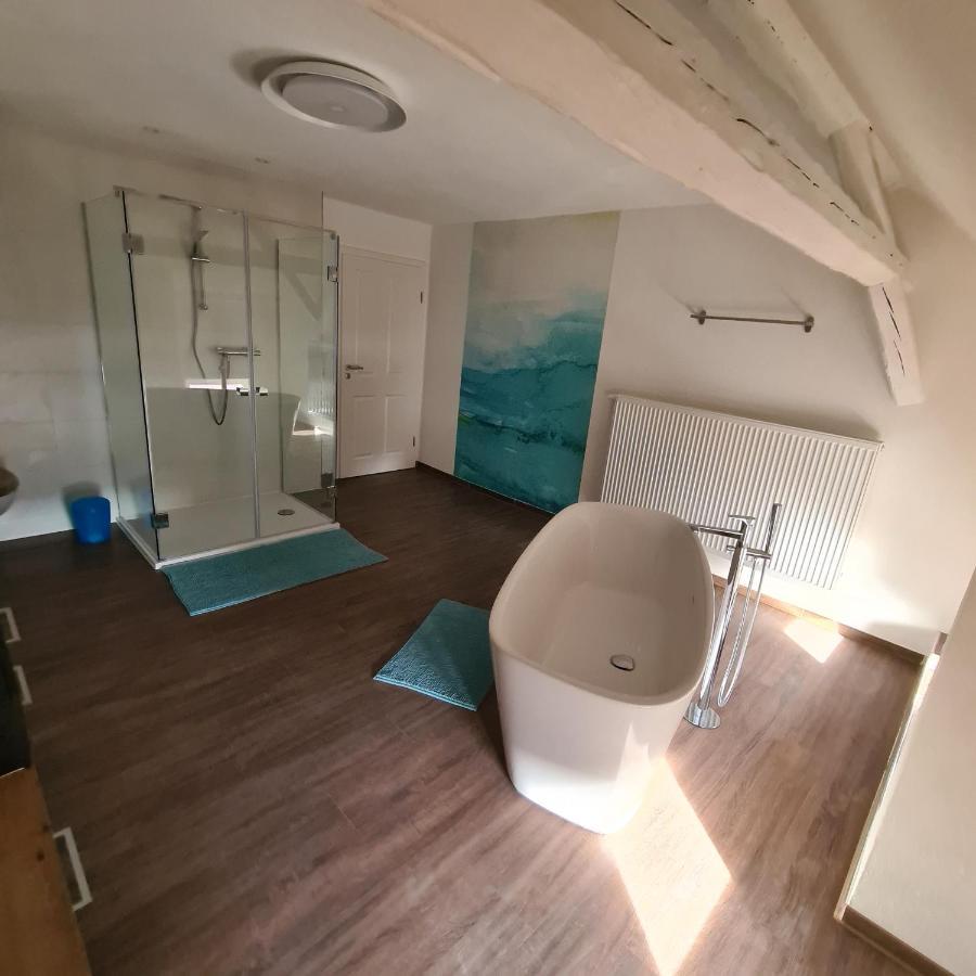 Gaestezimmer Treuen - Bed & Breakfast Bagian luar foto