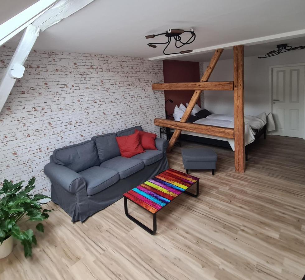 Gaestezimmer Treuen - Bed & Breakfast Bagian luar foto