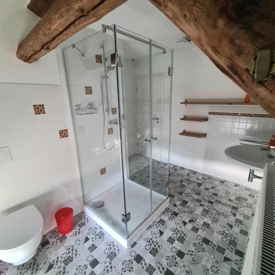 Gaestezimmer Treuen - Bed & Breakfast Bagian luar foto