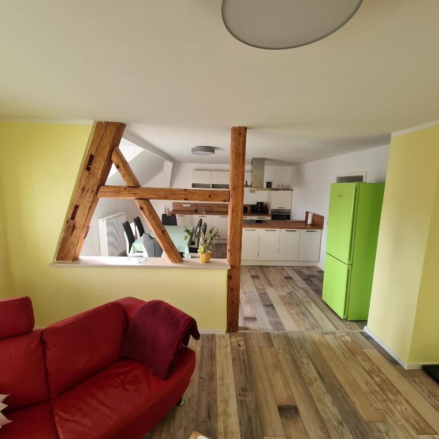 Gaestezimmer Treuen - Bed & Breakfast Bagian luar foto